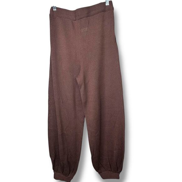 Free People Beach NWOT Living In Dark Brown Knit Lounge Tank & Jogger Pant Set - Picture 7 of 9